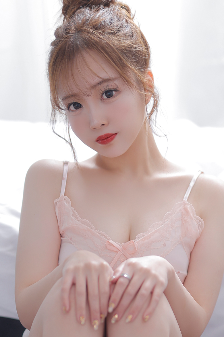 橘 ゆめ（YUME TACHIBANA）Red Shoes