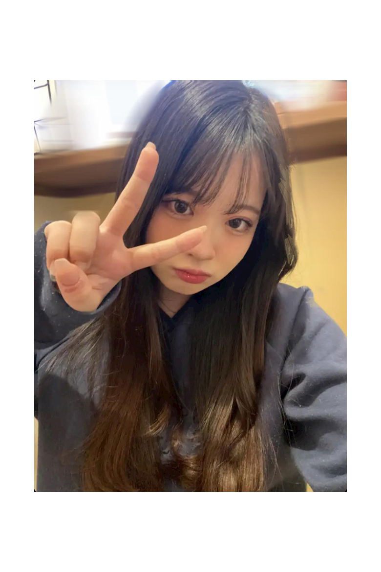 あいら（AIRA）Red Shoes