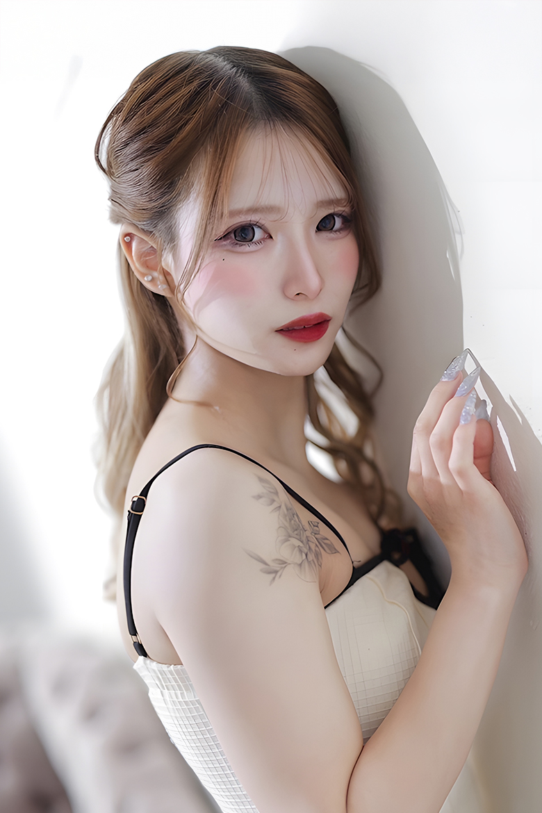 のん（NON）Red Shoes
