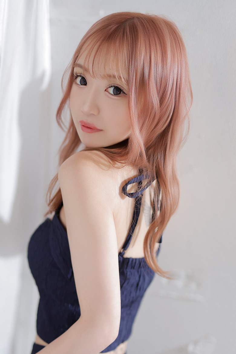 瀧川 あやの（AYANO TAKIKAWA）Red Shoes