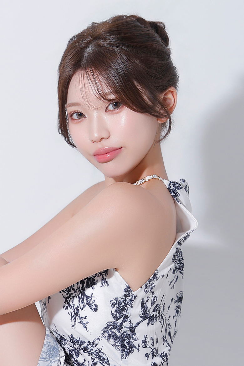 のあ（NOA）Red Shoes